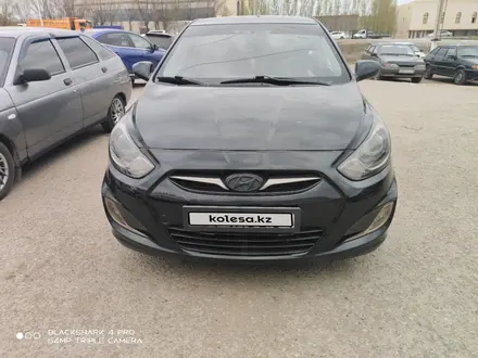 Hyundai Solaris 2011 года за 4 200 000 тг. в Актобе – фото 3