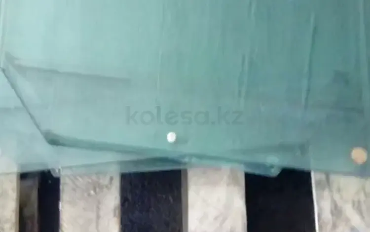 Стекла дверные, форточки, на ВЕКТРУ В ПЕРЕДНИХ СТЕКОЛ НЕТ за 1 000 тг. в Алматы