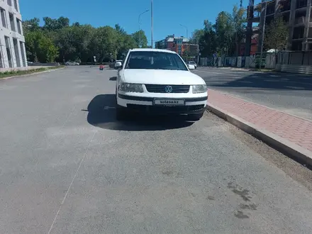 Volkswagen Passat 1998 года за 1 500 000 тг. в Караганда – фото 2