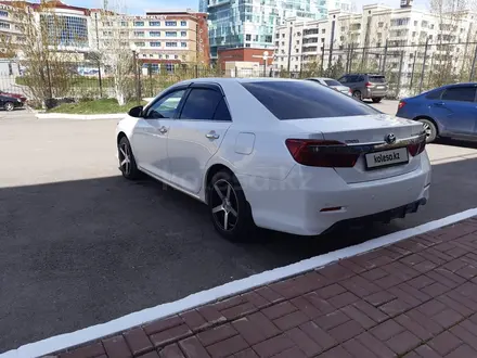 Toyota Camry 2014 года за 12 500 000 тг. в Астана – фото 3