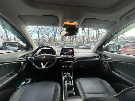 Chevrolet Tracker 2024 года за 9 090 000 тг. в Алматы – фото 6
