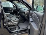 Chevrolet Traverse 2022 года за 23 500 000 тг. в Алматы – фото 5