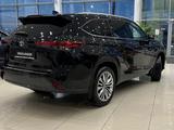 Toyota Highlander 2023 годаүшін35 050 000 тг. в Астана – фото 4