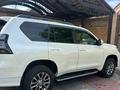 Toyota Land Cruiser Prado 2018 года за 25 500 000 тг. в Шымкент – фото 7
