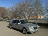 Mercedes-Benz E 200 1998 года за 3 000 000 тг. в Караганда