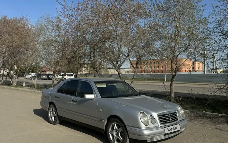 Mercedes-Benz E 200 1998 годаүшін2 900 000 тг. в Караганда