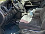 Toyota Land Cruiser 2011 года за 18 500 000 тг. в Актобе – фото 2