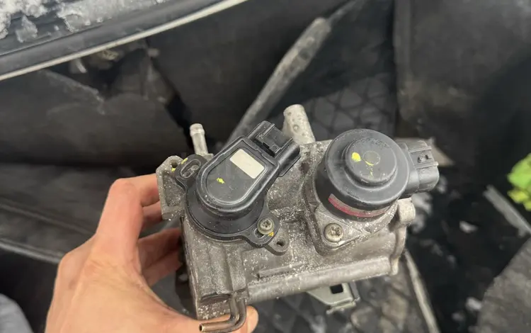 Дросельная заслонка марк 2 90 2.0 л за 20 000 тг. в Алматы