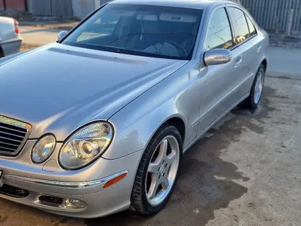 Mercedes-Benz E 320 2003 года за 5 500 000 тг. в Атырау – фото 6