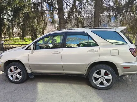 Lexus RX 300 2000 годаүшін5 200 000 тг. в Алматы – фото 2