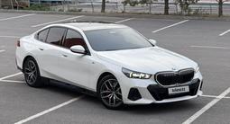 BMW 530 2023 года за 31 000 000 тг. в Астана – фото 3