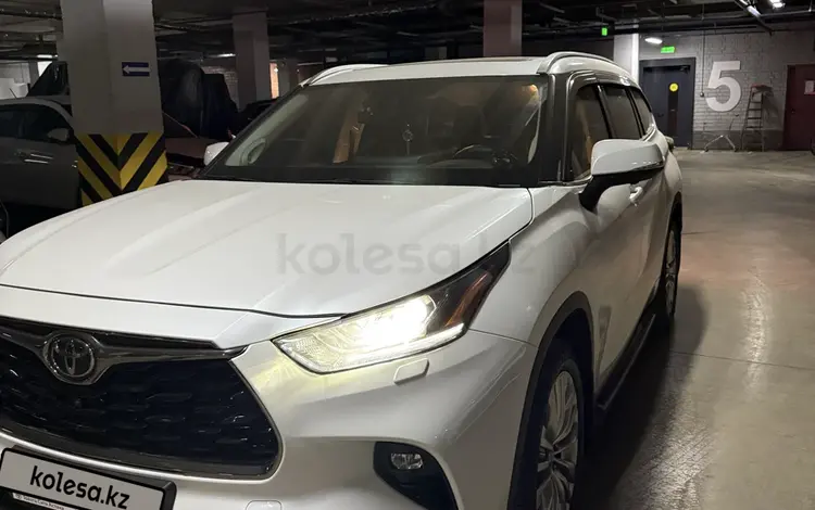 Toyota Highlander 2024 года за 37 500 000 тг. в Астана