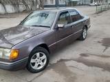 Mercedes-Benz E 230 1991 годаүшін1 380 000 тг. в Караганда – фото 3