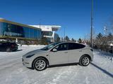 Tesla Model Y 2021 года за 15 500 000 тг. в Астана
