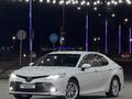 Toyota Camry 2018 года за 12 000 000 тг. в Атырау – фото 15