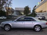 Audi A8 1997 года за 2 600 000 тг. в Алматы – фото 4