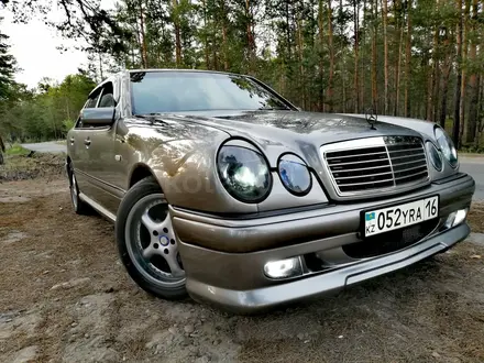 Тюнинг бампер WALD для w210 E Class Mercedes Benz дорестайл за 65 000 тг. в Алматы – фото 3