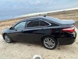 Toyota Camry 2016 годаүшін7 200 000 тг. в Атырау – фото 2