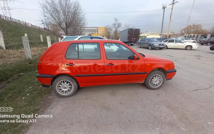 Volkswagen Golf 1993 годаүшін2 300 000 тг. в Шымкент