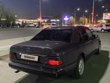 Mercedes-Benz E 200 1993 годаүшін2 200 000 тг. в Уральск – фото 3