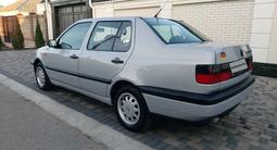 Volkswagen Vento 1994 года за 2 200 000 тг. в Тараз