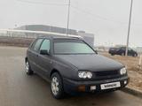 Volkswagen Golf 1993 годаfor700 000 тг. в Уральск