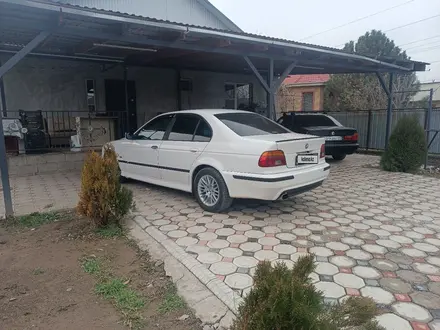 BMW 525 1999 года за 3 800 800 тг. в Алматы – фото 8