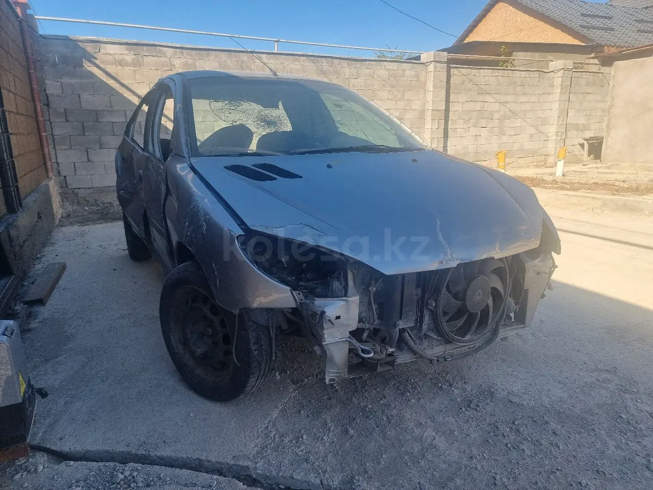 Peugeot 206, 2004