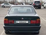 BMW 525 1991 года за 1 600 000 тг. в Караганда – фото 2