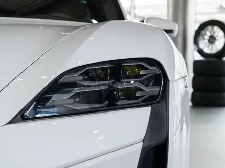 Porsche Taycan Turbo S 2025 года за 132 800 000 тг. в Алматы – фото 5