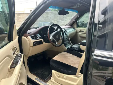 Cadillac Escalade 2008 года за 6 200 000 тг. в Алматы – фото 5