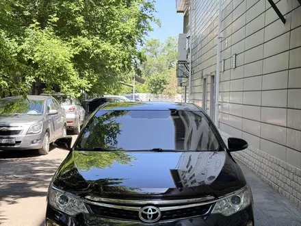Toyota Camry 2014 года за 10 800 000 тг. в Алматы
