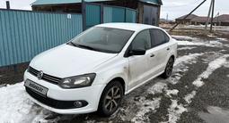 Volkswagen Polo 2015 года за 2 900 000 тг. в Актобе