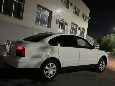 Volkswagen Passat 2000 года за 2 500 000 тг. в Астана – фото 4