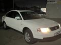 Volkswagen Passat 2000 года за 2 500 000 тг. в Астана – фото 5