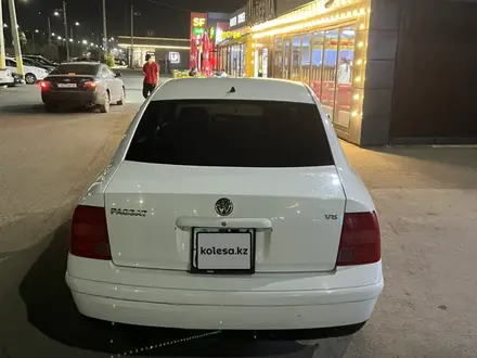 Volkswagen Passat 2000 года за 2 500 000 тг. в Астана – фото 9