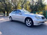 Mercedes-Benz C 200 2002 годаүшін3 400 000 тг. в Алматы – фото 3