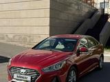 Hyundai Sonata 2017 годаүшін6 900 000 тг. в Астана – фото 2