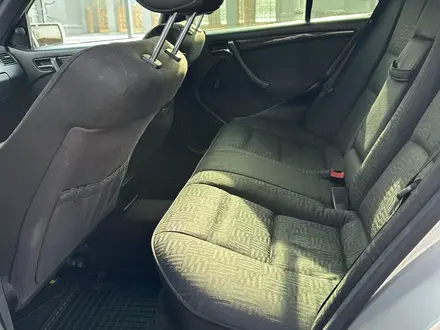 Mercedes-Benz C 240 1999 года за 3 000 000 тг. в Алматы – фото 10
