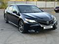 Toyota Camry 2019 года за 9 500 000 тг. в Алматы – фото 3