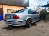 BMW 528 1997 года за 2 950 000 тг. в Алматы