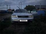 Audi A6 1998 года за 800 000 тг. в Уральск – фото 2
