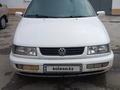 Volkswagen Passat 1995 годаүшін1 300 000 тг. в Астана