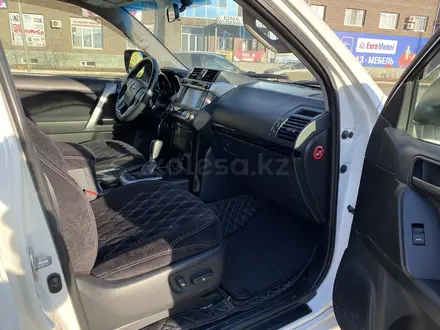 Toyota Land Cruiser Prado 2015 года за 20 200 000 тг. в Актобе – фото 8