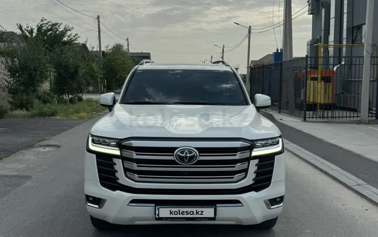 Toyota Land Cruiser 2021 года за 46 000 000 тг. в Шымкент