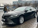 Toyota Camry 2021 года за 14 500 000 тг. в Астана – фото 3