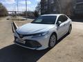 Toyota Camry 2019 года за 14 900 000 тг. в Астана – фото 6