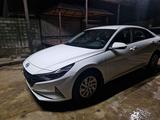 Hyundai Elantra 2022 года за 9 300 000 тг. в Шымкент – фото 2