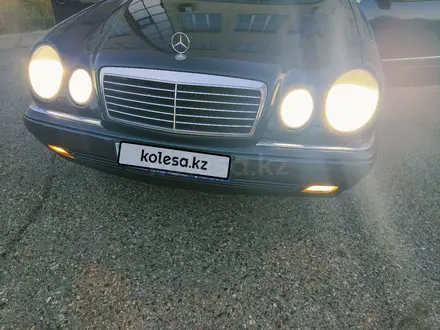 Mercedes-Benz E 280 1996 года за 2 800 000 тг. в Талдыкорган – фото 9