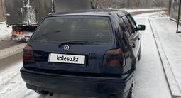 Volkswagen Golf 1997 года за 1 350 000 тг. в Караганда – фото 2